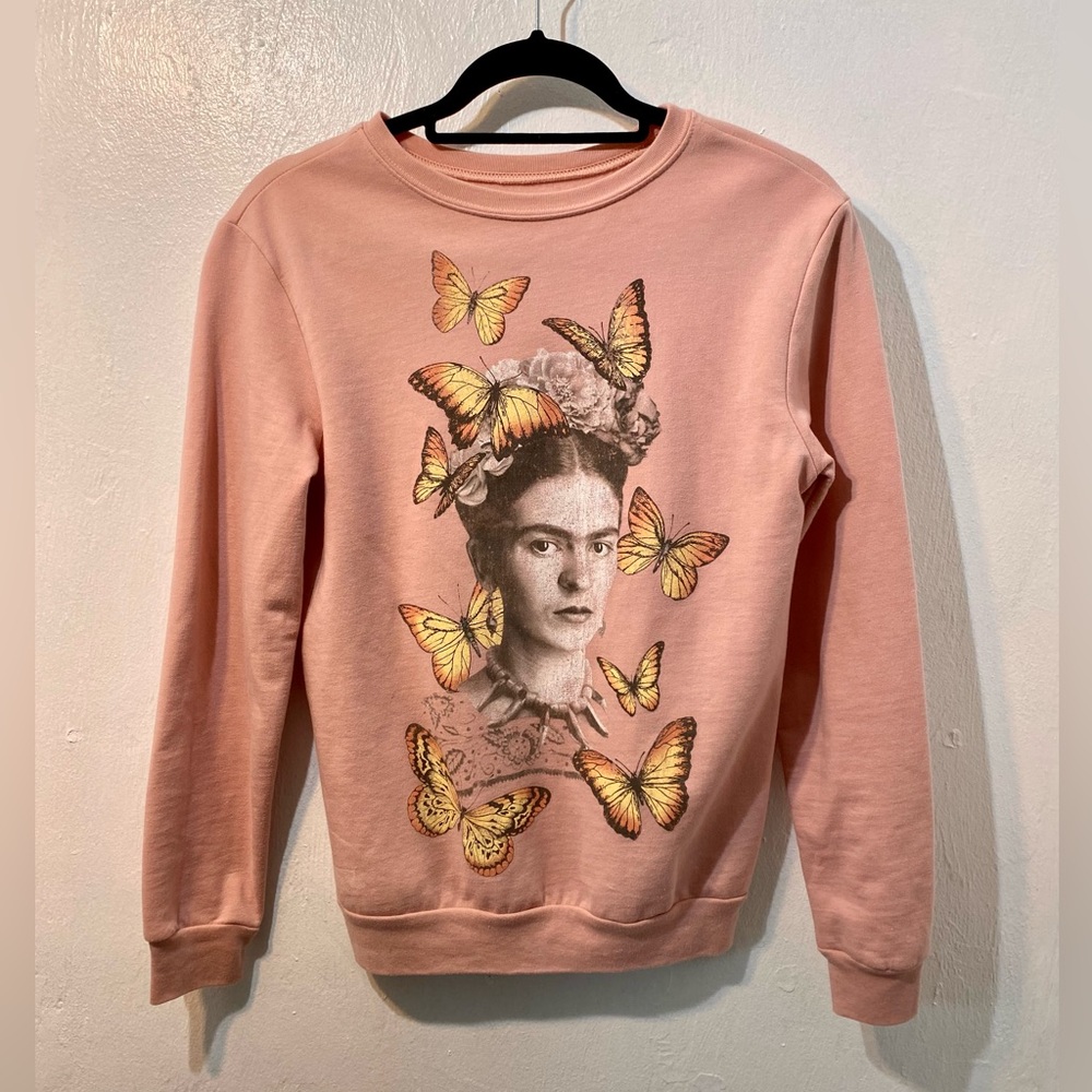 Love Tribe Frida Pullovers Sweatshirt Size XS.Runs big.
